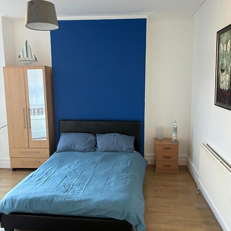 Pure Edge Beach Guest House With Sea View Herne Bay Exteriör bild